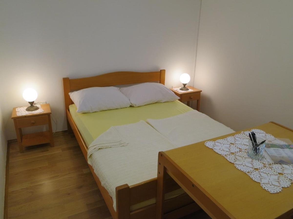 Apartment Prpic Malinska Rum bild